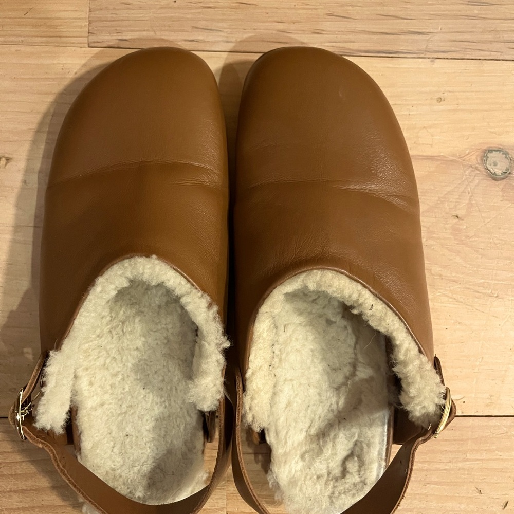 Beatrice Valenzuela Umber Clogs with Shearling Size 9